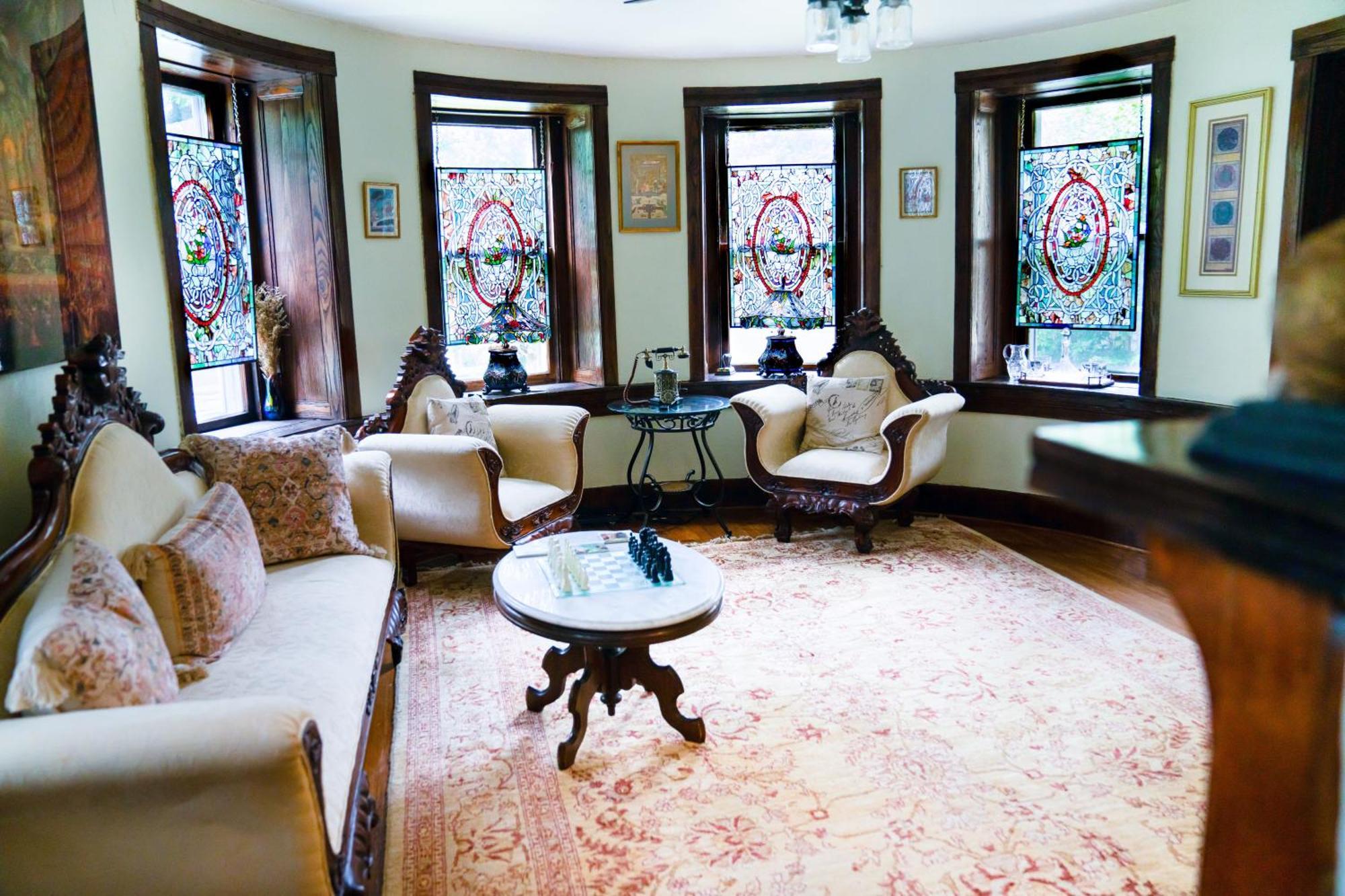 Stone Manor Boutique Inn Britain Екстер'єр фото