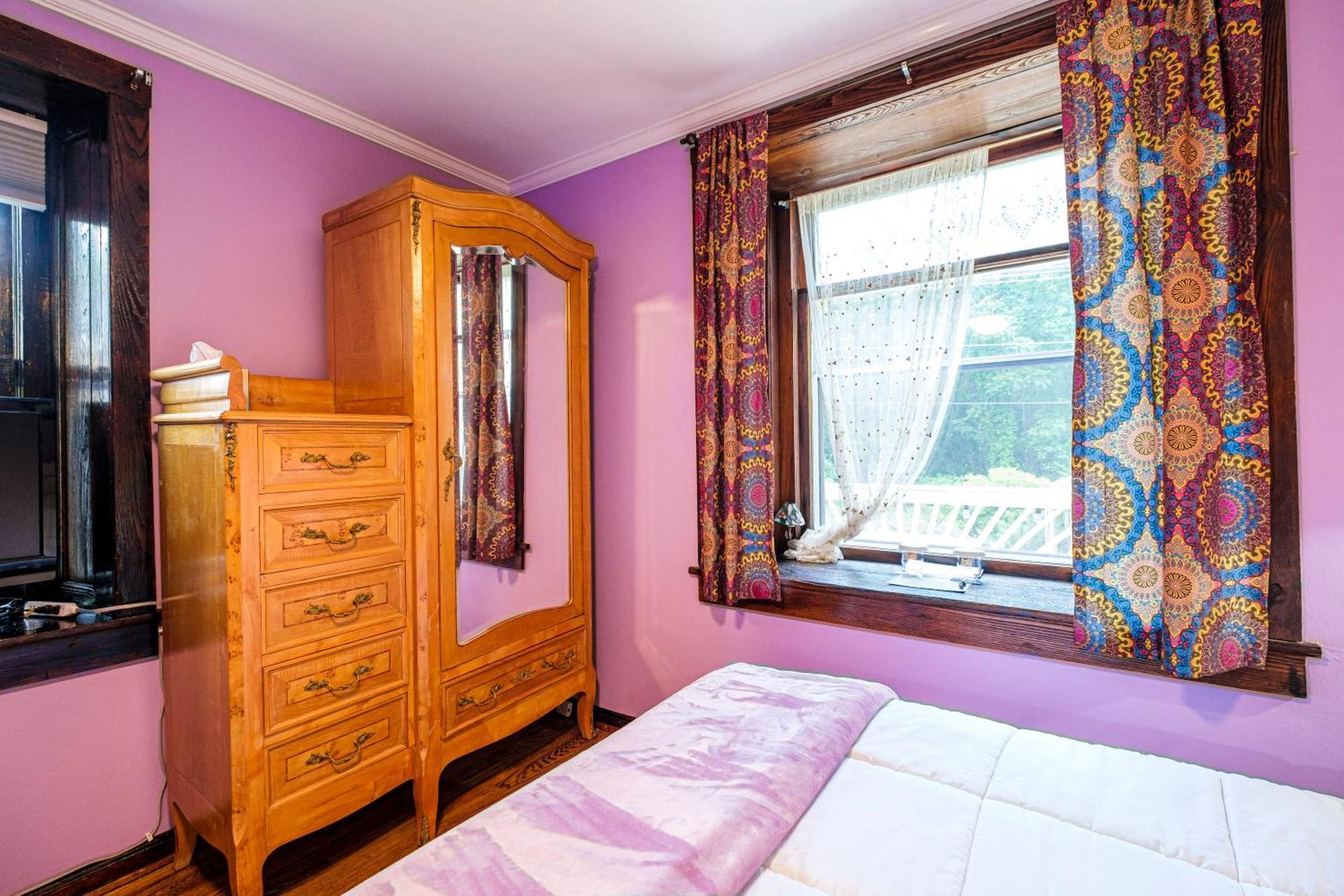 Stone Manor Boutique Inn Britain Екстер'єр фото