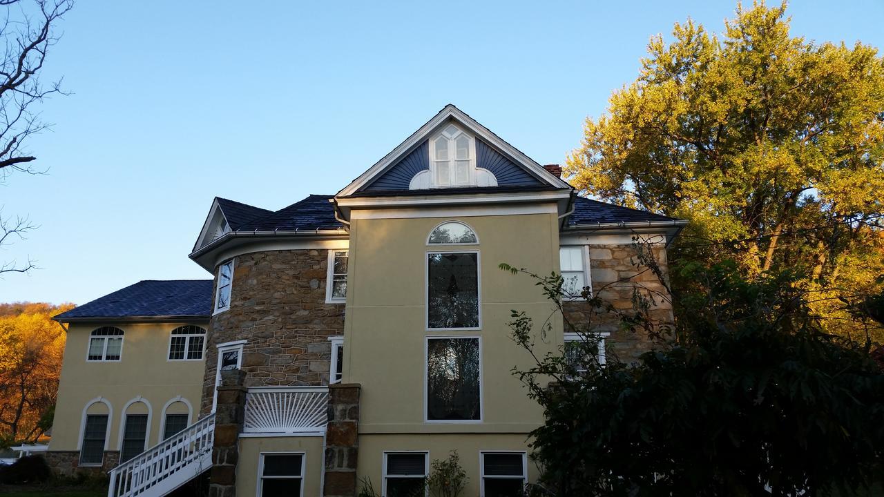 Stone Manor Boutique Inn Britain Екстер'єр фото